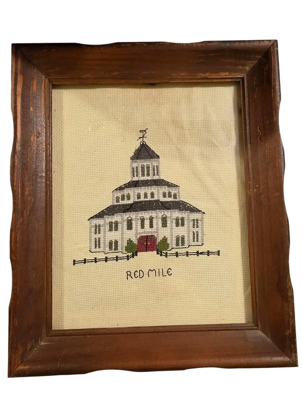 Round Barn embroidered wall art Red Mile racetrack in Lexington, Kentucky